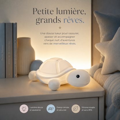 Infographie de la veilleuse tortue apaisante rechargeable présentant sa lumière douce, son design sécuritaire et son silicone souple sans BPA pour accompagner les nuits des enfants.