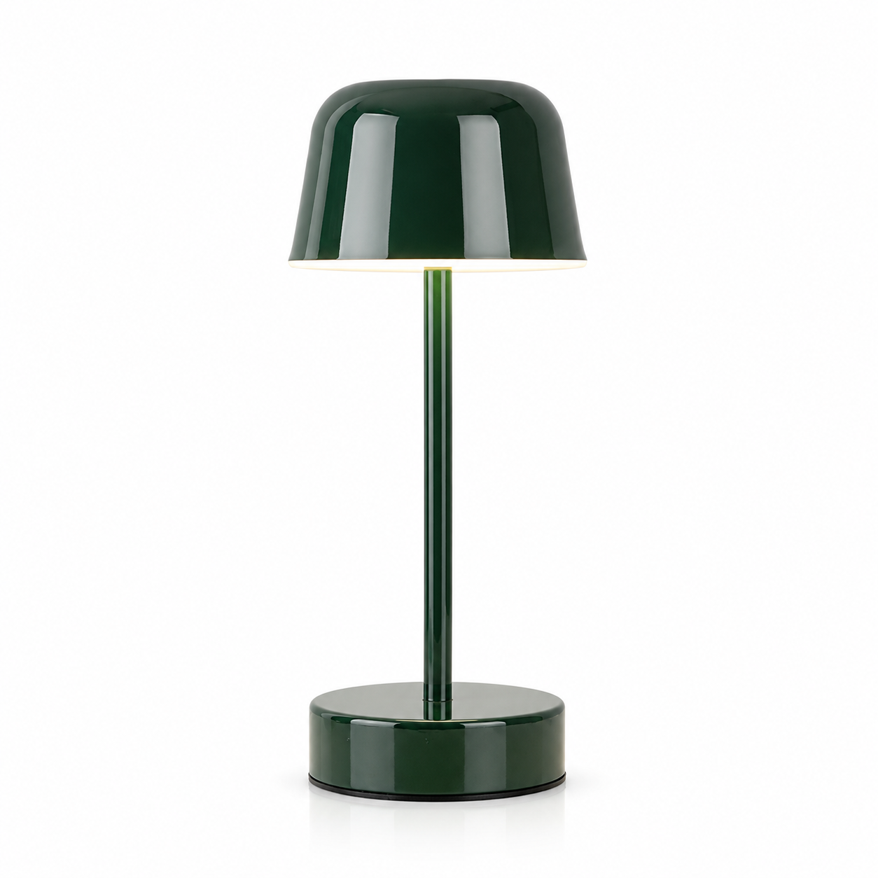 Lampe Nova LED rechargeable vert forêt, lampe de table design au style contemporain, présentée seule sur fond blanc pour illustrer le coloris disponible.