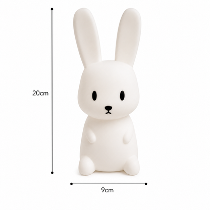 Veilleuse bébé lapin 7 couleurs en silicone avec dimensions de 20 cm de hauteur et 9 cm de largeur. Veilleuse LED rechargeable USB, idéale pour apporter une lumière douce et rassurante aux bébés et aux enfants au moment du coucher.